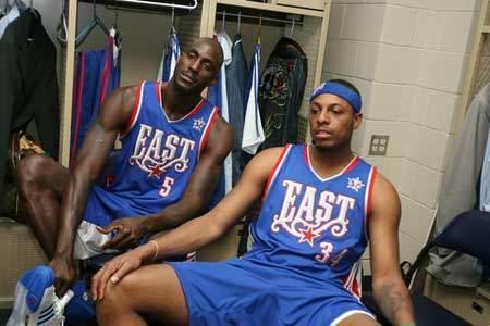 后腰回撤不 后腰回撤不